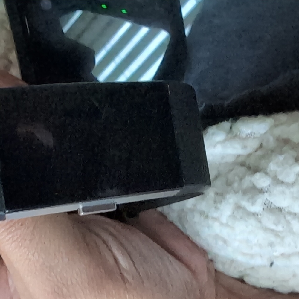 Fitbit charge 2 - Picture 2 of 3